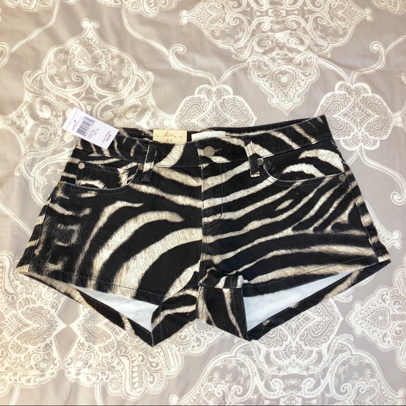Ralph Lauren Pants - NWT Ralph Lauren Zebra Denim Shorts